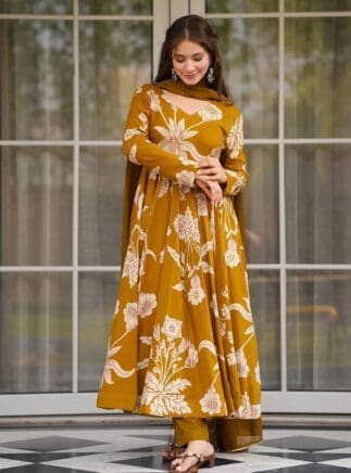 Mehndi Kurta Set For Women